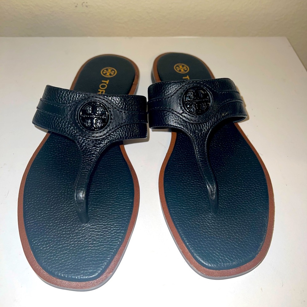 NEW Tory Burch Carson WELT Thong Flat Sandals Leather Logo Black Sz 6.5 $228